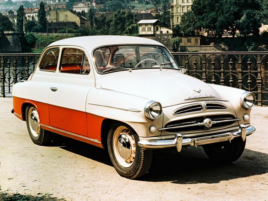  Skoda 445 1957 года  (фото 1 из 2)